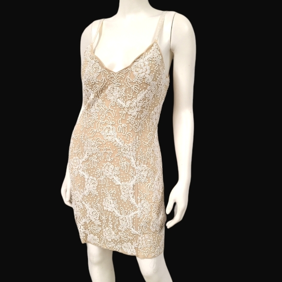 JOVANI Off White Hand Beaded Dress size 12 FREE SHIPPING - Picture 2 of 8